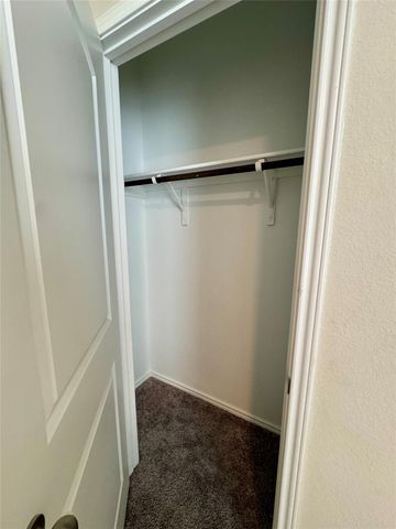 121 English Oak ST, Georgetown, TX 78626
