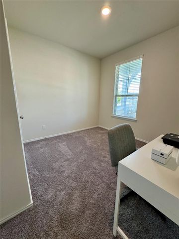 121 English Oak ST, Georgetown, TX 78626