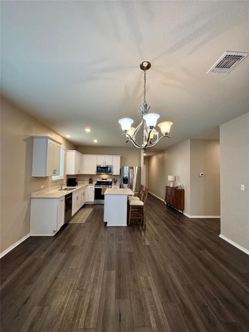 121 English Oak ST, Georgetown, TX 78626