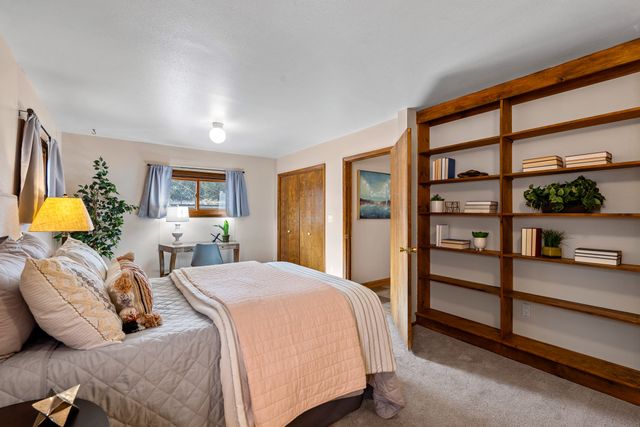 129 Piedra Loop, White Rock, NM 87547