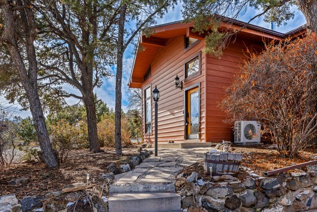 129 Piedra Loop, White Rock, NM 87547