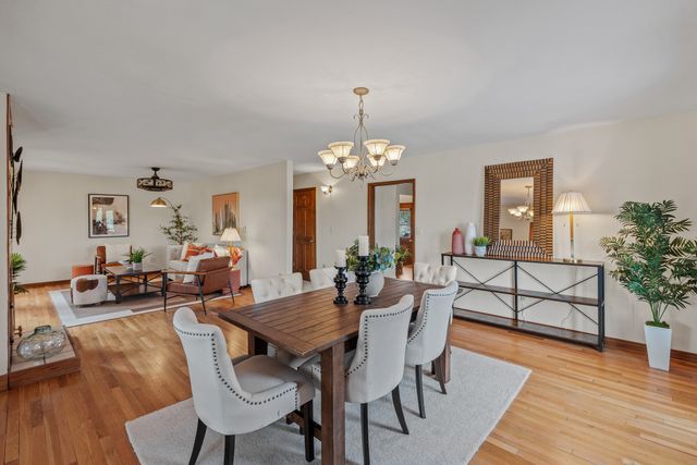 129 Piedra Loop, White Rock, NM 87547