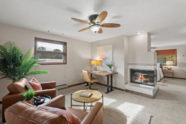 129 Piedra Loop, White Rock, NM 87547