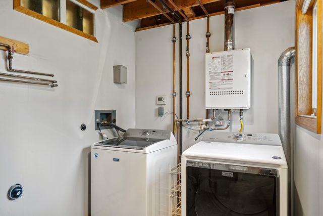 129 Piedra Loop, White Rock, NM 87547