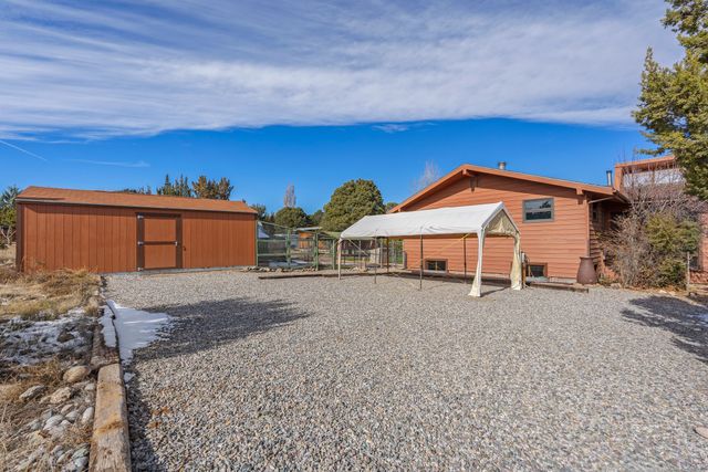 129 Piedra Loop, White Rock, NM 87547