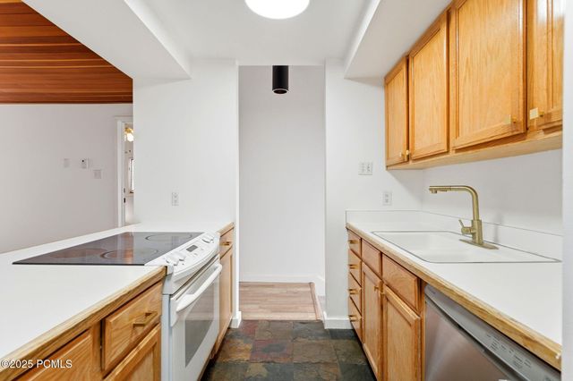 1421 Crescent Road, Park City, UT 84060