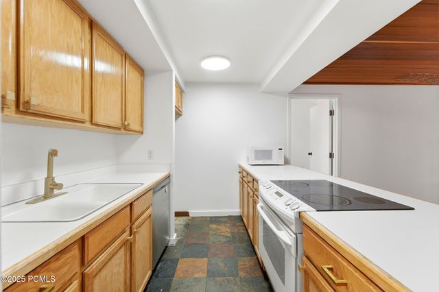 1421 Crescent Road, Park City, UT 84060