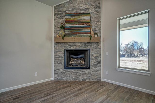 240 Meadowlark Lane, Blanchard, OK 73010