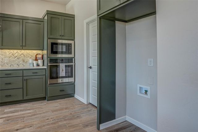 240 Meadowlark Lane, Blanchard, OK 73010