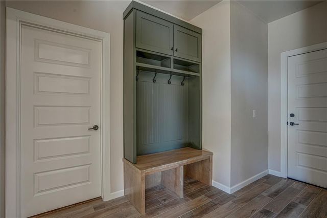 240 Meadowlark Lane, Blanchard, OK 73010