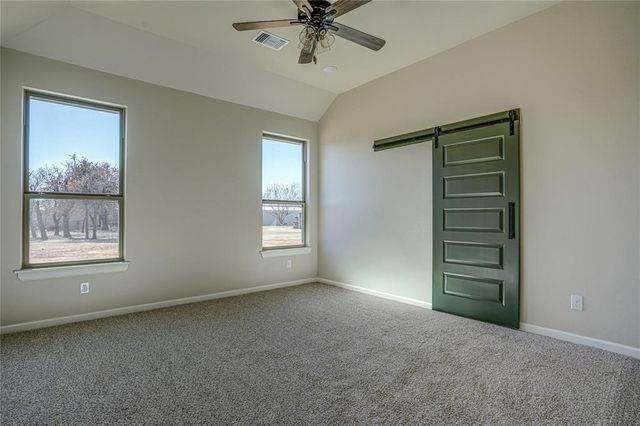 240 Meadowlark Lane, Blanchard, OK 73010