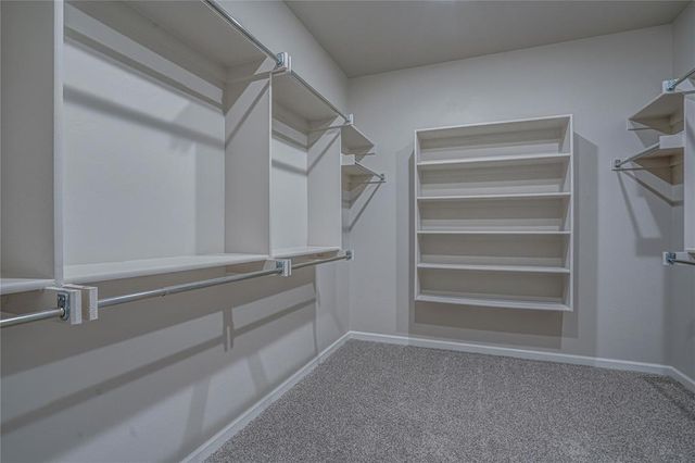 240 Meadowlark Lane, Blanchard, OK 73010