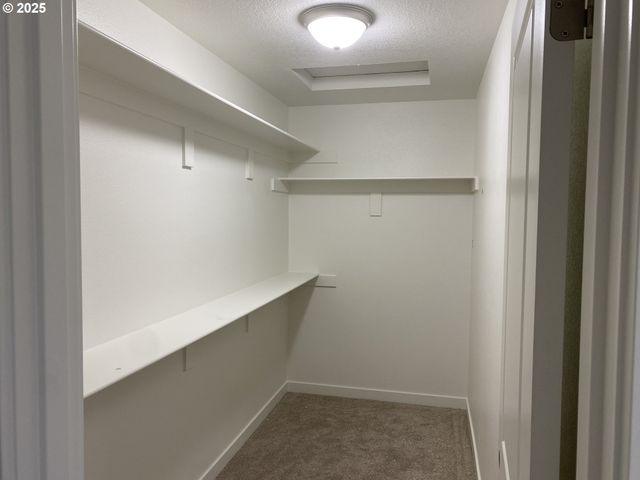 195 W 8th St, Lafayette, OR 97127