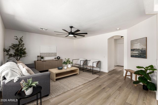 8645 E MONTE Avenue, Mesa, AZ 85209