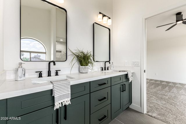 8645 E MONTE Avenue, Mesa, AZ 85209