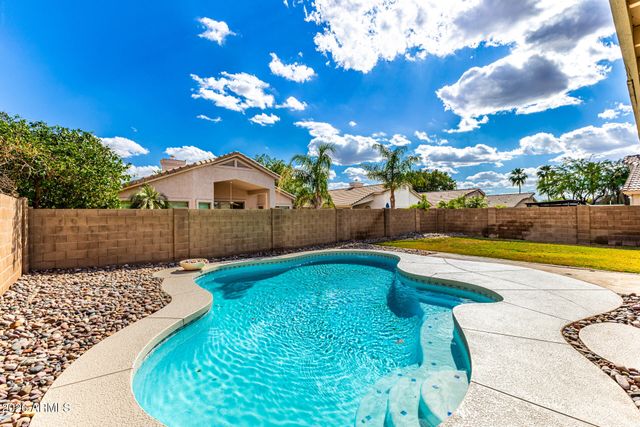 8645 E MONTE Avenue, Mesa, AZ 85209