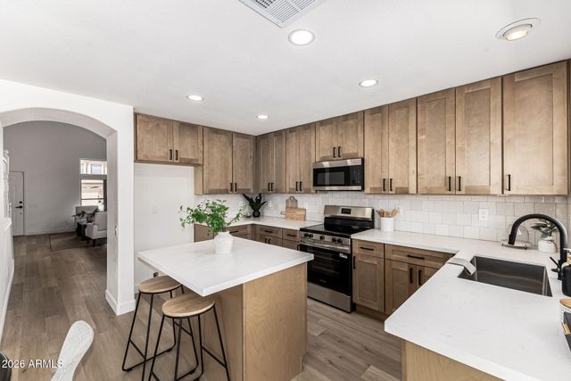 8645 E MONTE Avenue, Mesa, AZ 85209