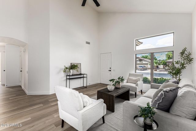 8645 E MONTE Avenue, Mesa, AZ 85209