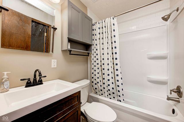 1404 NE Broadway Street NE A, Indianapolis, IN 46202