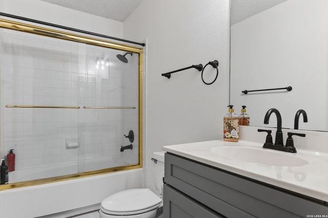 11002 Forest Breeze, Live Oak, TX 78233