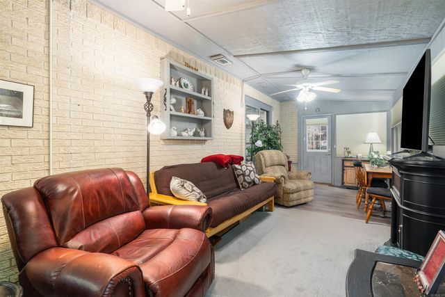 17 Castillo Lane, Hot Springs, AR 71909