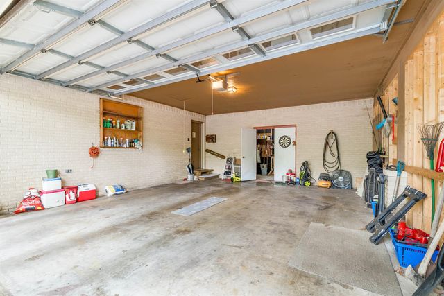 17 Castillo Lane, Hot Springs, AR 71909