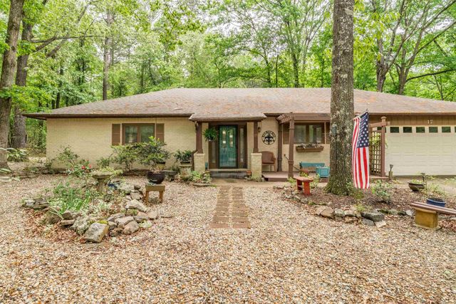 17 Castillo Lane, Hot Springs, AR 71909