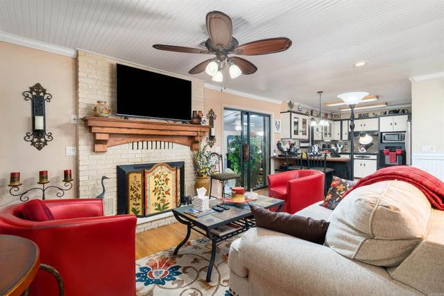 17 Castillo Lane, Hot Springs, AR 71909