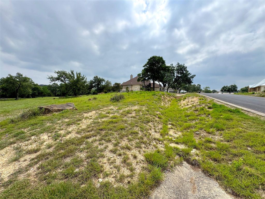 726 Caballo TRL, Canyon Lake, TX 78133