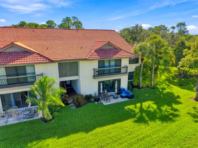 1111 DUNCAN Circle 202, Palm Beach Gardens, FL 33418