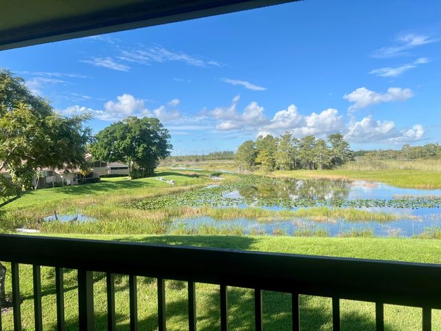 1111 DUNCAN Circle 202, Palm Beach Gardens, FL 33418