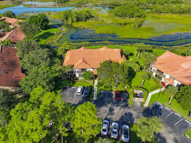 1111 DUNCAN Circle 202, Palm Beach Gardens, FL 33418