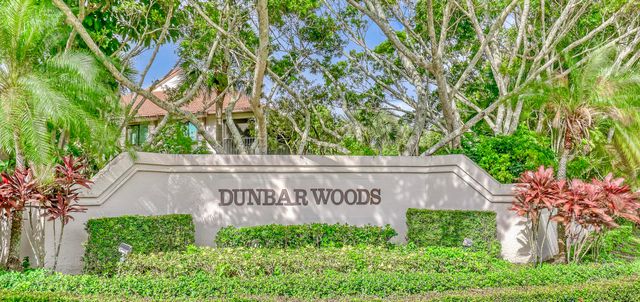 1111 DUNCAN Circle 202, Palm Beach Gardens, FL 33418