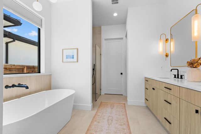 4031 Della Ct, Rocklin, CA 95677