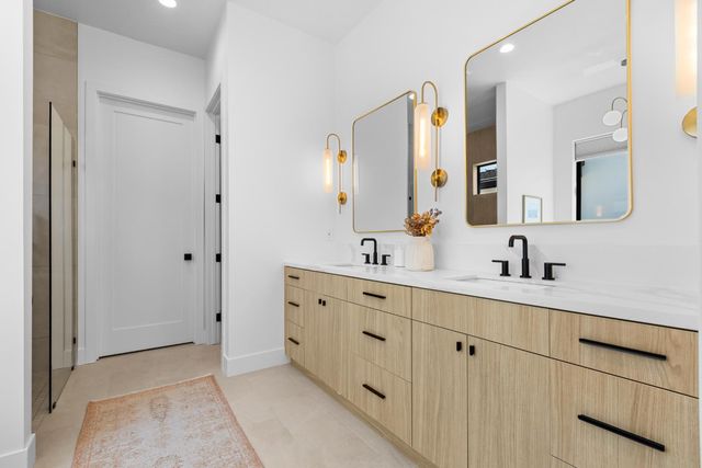 4031 Della Ct, Rocklin, CA 95677
