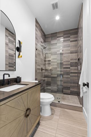 4031 Della Ct, Rocklin, CA 95677