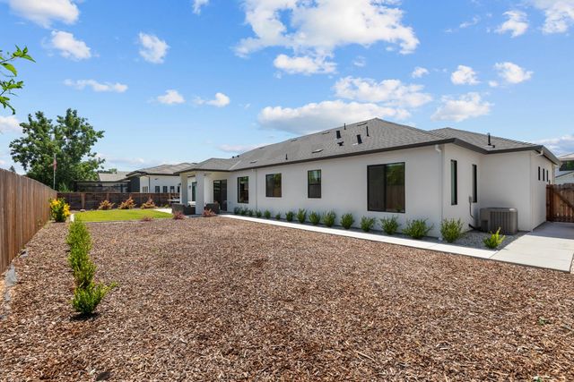 4031 Della Ct, Rocklin, CA 95677