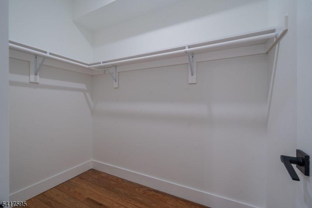 Image 25 of property listing at 31 Grace St, Irvington Twp., NJ 07111