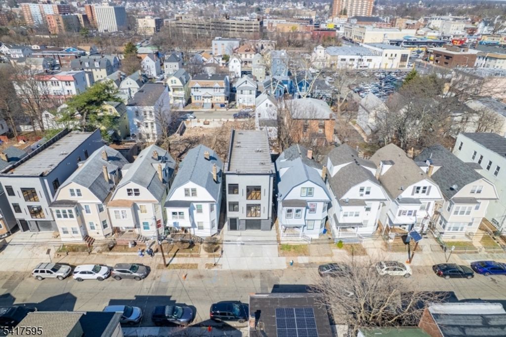 Image 27 of property listing at 31 Grace St, Irvington Twp., NJ 07111