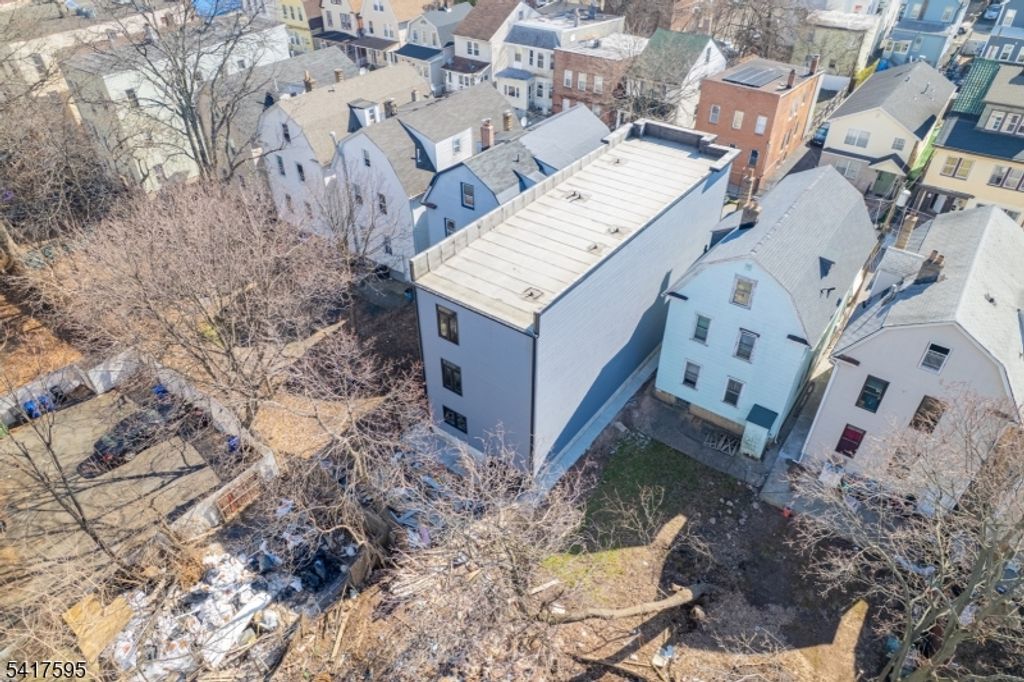 Image 29 of property listing at 31 Grace St, Irvington Twp., NJ 07111