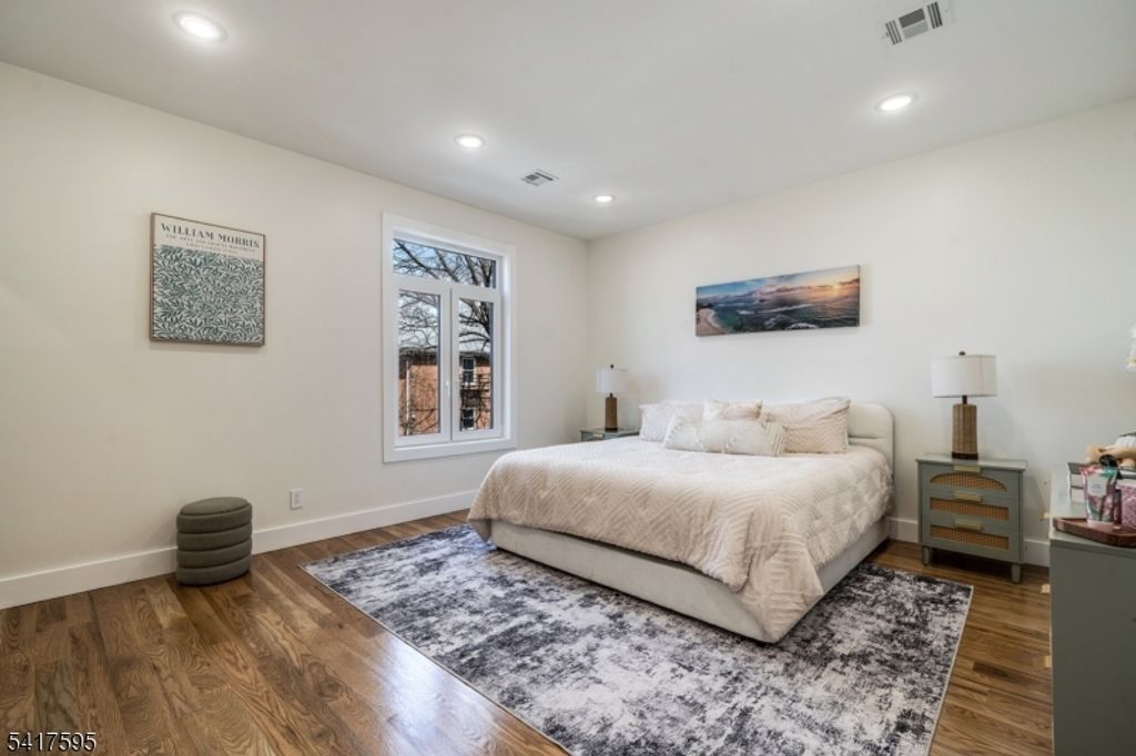 Image 9 of property listing at 31 Grace St, Irvington Twp., NJ 07111