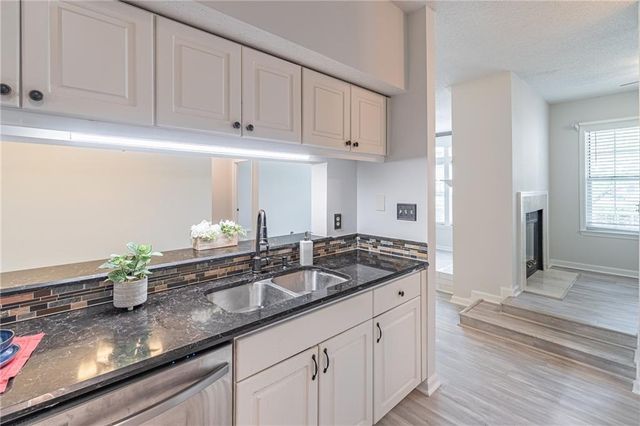 240 Renaissance Parkway NE 204, Atlanta, GA 30308