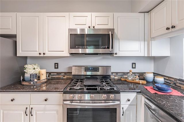 240 Renaissance Parkway NE 204, Atlanta, GA 30308
