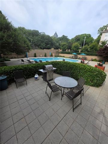 240 Renaissance Parkway NE 204, Atlanta, GA 30308