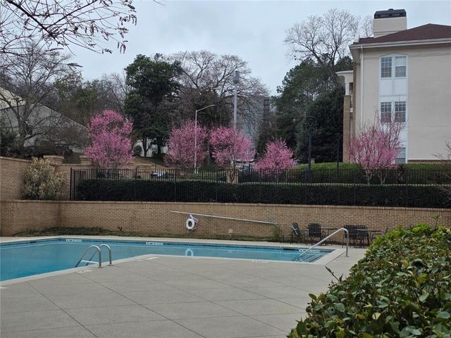240 Renaissance Parkway NE 204, Atlanta, GA 30308