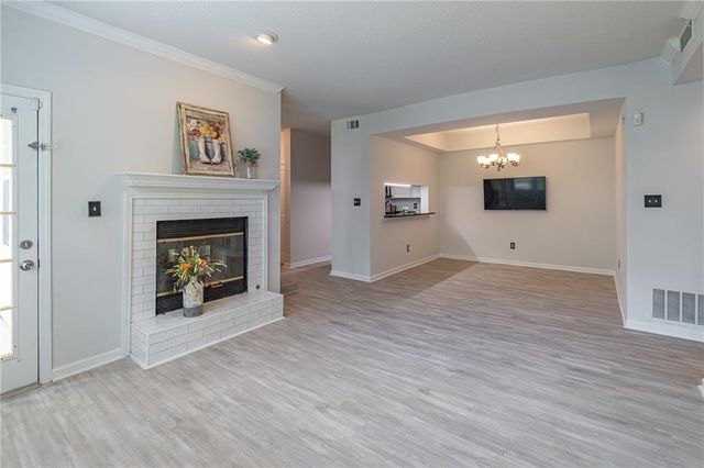 240 Renaissance Parkway NE 204, Atlanta, GA 30308