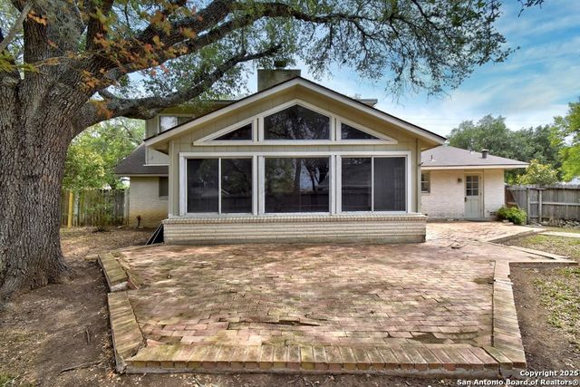 5801 Windvale Drive, Windcrest, TX 78239
