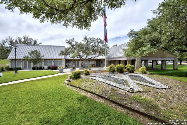 5801 Windvale Drive, Windcrest, TX 78239