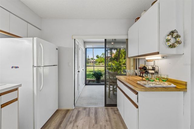 6067 FAIRWAY LANE 1413, Bradenton, FL 34210