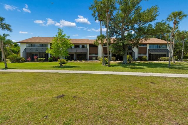 6067 FAIRWAY LANE 1413, Bradenton, FL 34210